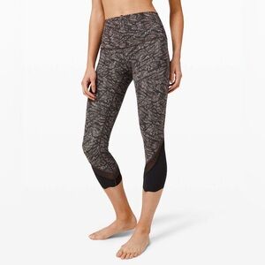 Lululemon Wunder Under Crop High-Rise *Roll Down Scallop Full-On Luxtreme 23"